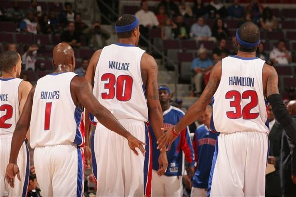 配合点在于 配合点在于